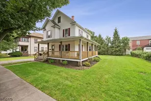 7 Morris Plns Ave, Morris Plains, NJ 07950 - Photo 1