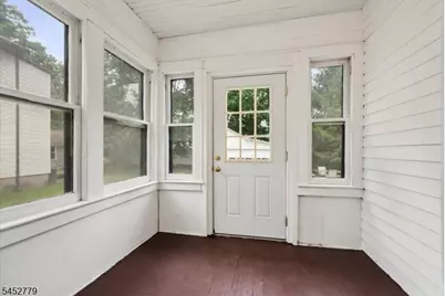 7 Morris Plains Ave, Morris Plains, NJ 07950 - Photo 15