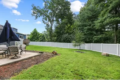 42 Wells Ct, Bloomfield, NJ 07003 - Photo 29