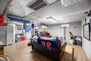 42 Wells Ct, Bloomfield, NJ 07003 - Photo 27