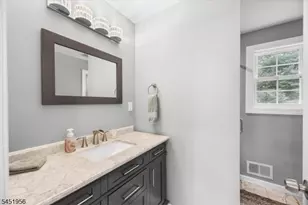 42 Wells Ct, Bloomfield, NJ 07003 - Photo 19