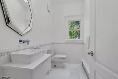 12 Byron Ct, Parsippany, NJ 07054 - Photo 17