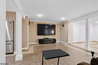 12 Byron Ct, Parsippany, NJ 07054 - Photo 33