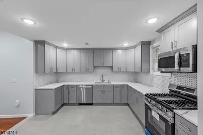 100 Atlantic St, Jersey City, NJ 07304 - Photo 17
