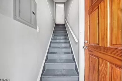 212 Port Ave, Elizabeth, NJ 07206 - Photo 13