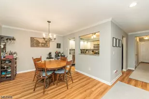 4 B-C Foxwood Dr, Morris Plains, NJ 07950 - Photo 9