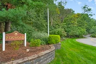 4 B-C Foxwood Dr, Morris Plains, NJ 07950 - Photo 23