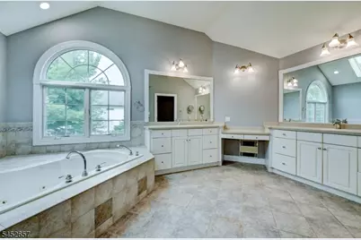 7 Bonnieview Ln, Montville Township, NJ 07082 - Photo 23