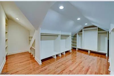 7 Bonnieview Ln, Montville Township, NJ 07082 - Photo 27