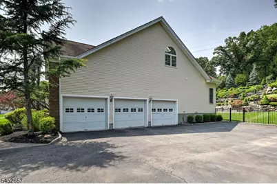7 Bonnieview Ln, Montville Township, NJ 07082 - Photo 39