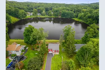 35 Lorettacong Dr, Jefferson Township, NJ 07849 - Photo 23