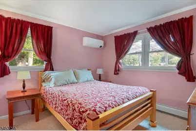35 Lorettacong Dr, Jefferson Township, NJ 07849 - Photo 11