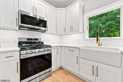 12 Jones Dr, Morris Township, NJ 07960 - Photo 15