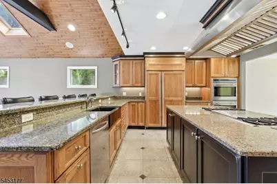 1526 N Stiles St, Linden, NJ 07036 - Photo 15