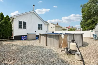 1526 N Stiles St, Linden, NJ 07036 - Photo 39