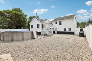 1526 N Stiles St, Linden, NJ 07036 - Photo 37