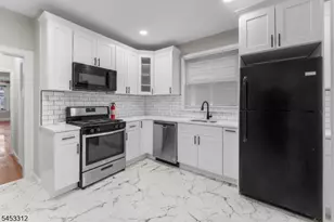 185 N 18th St, East Orange, NJ 07017 - Photo 7