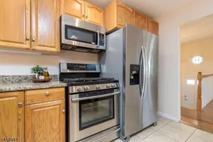 1008 Carteret Rd, Bridgewater, NJ 08807 - Photo 15
