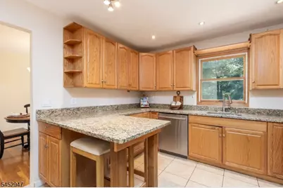 1008 Carteret Rd, Bridgewater, NJ 08807 - Photo 13
