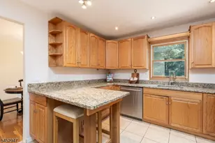 1008 Carteret Rd, Bridgewater, NJ 08807 - Photo 13