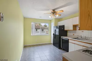 252 Drake Ln, Roxbury Township, NJ 07852 - Photo 7