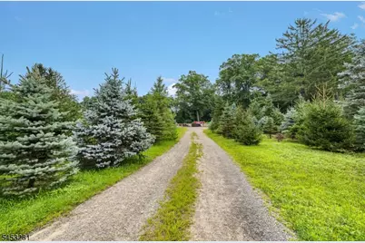 312 Naughright Rd, Washington Township, NJ 07853 - Photo 49