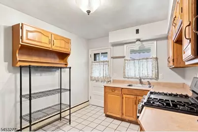 97 Elberon Ave, Hawthorne, NJ 07506 - Photo 11