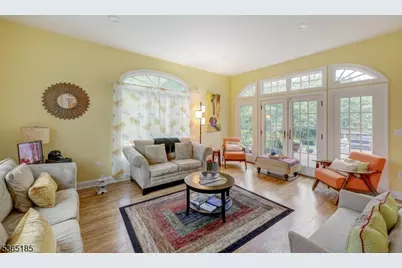 31 Primrose Ln, Bernards Township, NJ 07920 - Photo 15