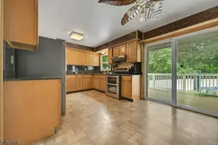 16 Essex Rd, Wantage, NJ 07461 - Photo 5