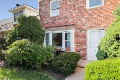 16 Yarmouth Ct, Scotch Plains Township, NJ 07076 - Photo 9