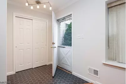 16 Yarmouth Ct, Scotch Plains Township, NJ 07076 - Photo 23