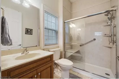 47 Schindler Ct, Franklin Township, NJ 08873 - Photo 9