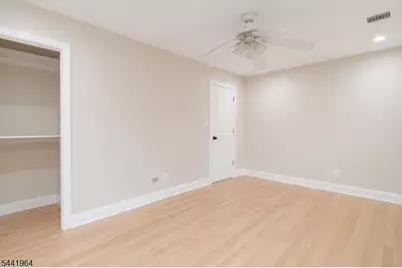 21 Glannon Rd, Livingston, NJ 07039 - Photo 15