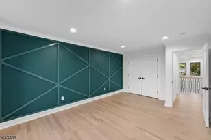 104 Highview Dr, Clifton, NJ 07013 - Photo 19