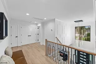 104 Highview Dr, Clifton, NJ 07013 - Photo 17