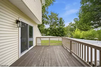 19 Northwestern Way, Hopatcong, NJ 07843 - Photo 7