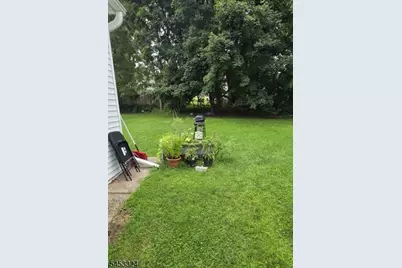 301 Center St #1, Roxbury Township, NJ 07850 - Photo 3