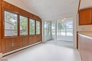 101 W Shore Dr, Hampton Township, NJ 07860 - Photo 7