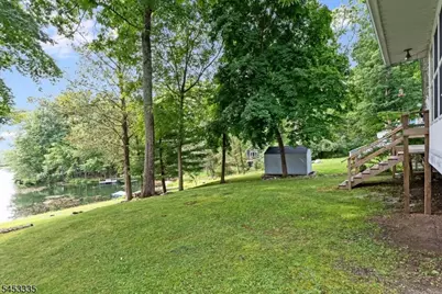101 W Shore Dr, Hampton Township, NJ 07860 - Photo 17