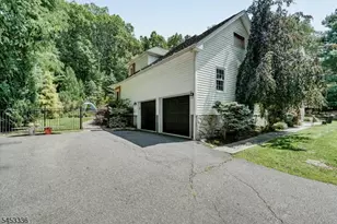 10 Skyler Ct, Jefferson Township, NJ 07438 - Photo 3