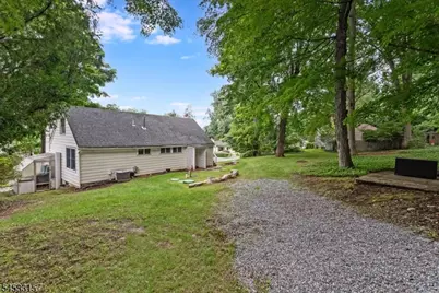 52 Hilltop Trl, Sparta Township, NJ 07871 - Photo 25