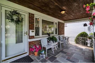 1004 Ross St, Rahway, NJ 07065 - Photo 5