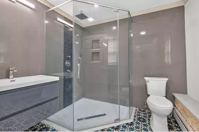 105 Jacksonville Rd, Lincoln Park, NJ 07035 - Photo 19