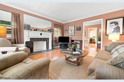 5 Plymouth Rd, Nutley, NJ 07110 - Photo 3