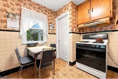 5 Plymouth Rd, Nutley, NJ 07110 - Photo 7