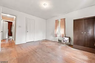 5 Plymouth Rd, Nutley, NJ 07110 - Photo 11
