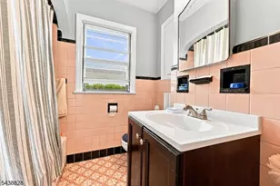 5 Plymouth Rd, Nutley, NJ 07110 - Photo 9