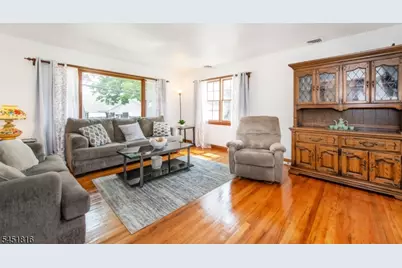 153 Notch Rd, Clifton, NJ 07013 - Photo 3