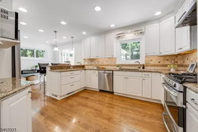 11 Claremont Ave, Livingston, NJ 07039 - Photo 15