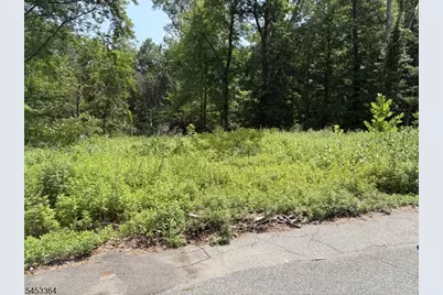 125 Ferri St, Wayne, NJ 07470 - Photo 1